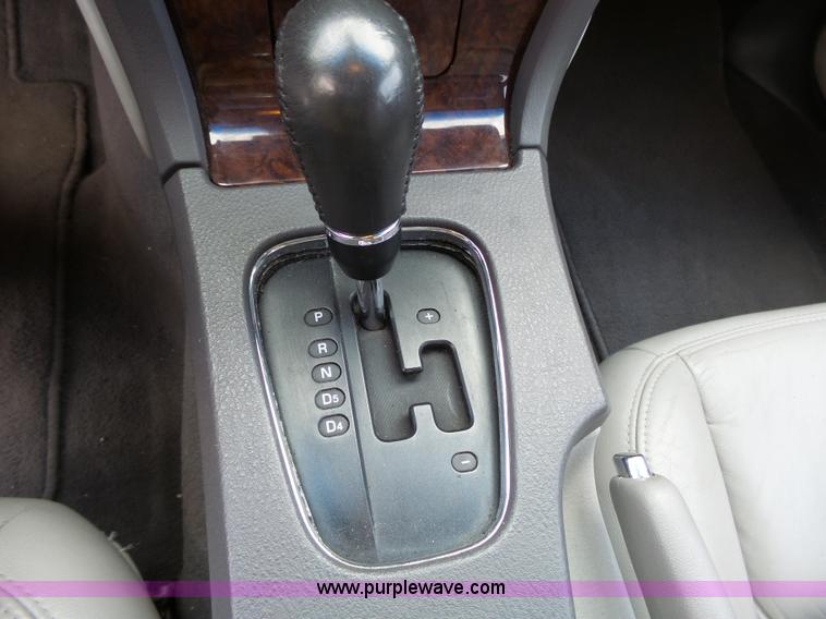 image for item L3662 2001 Lincoln LS