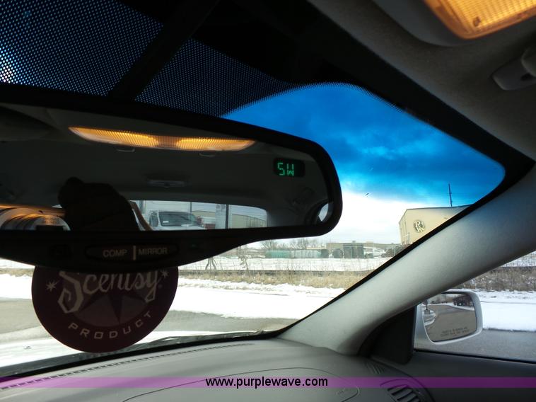 image for item L3662 2001 Lincoln LS