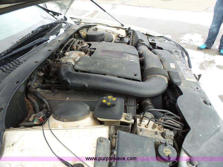 image for item L3662 2001 Lincoln LS