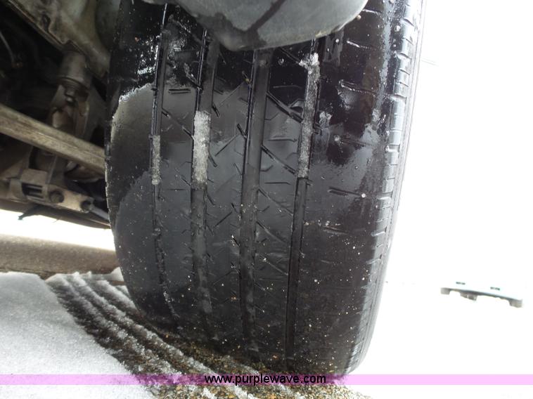 image for item L3662 2001 Lincoln LS