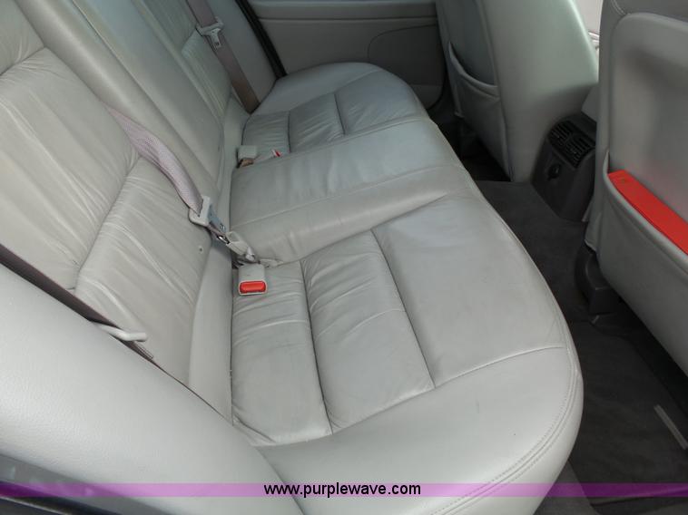 image for item L3662 2001 Lincoln LS