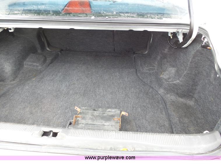 image for item L3662 2001 Lincoln LS