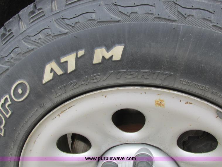 image for item L4237 2008 Chevrolet Silverado 1500 Ext. Cab pickup truck