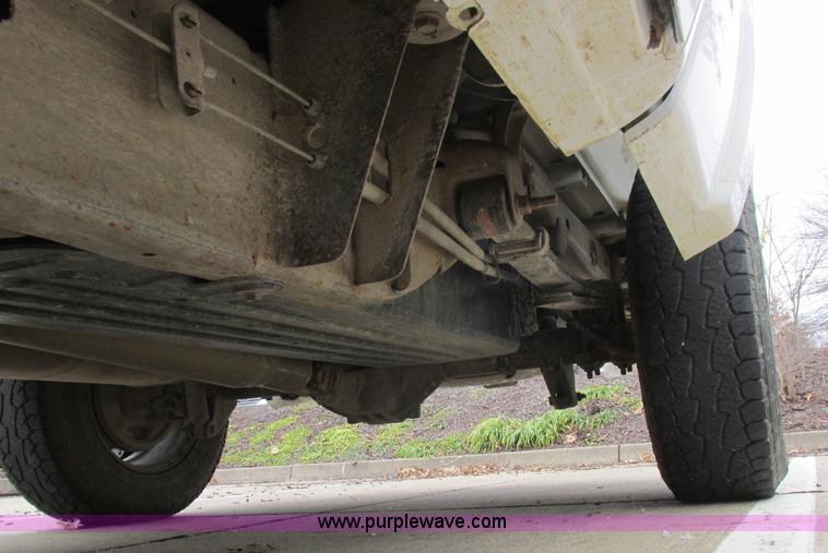 image for item L4237 2008 Chevrolet Silverado 1500 Ext. Cab pickup truck