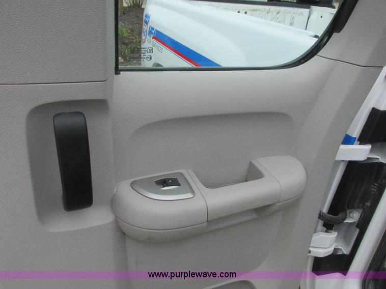 image for item L4237 2008 Chevrolet Silverado 1500 Ext. Cab pickup truck