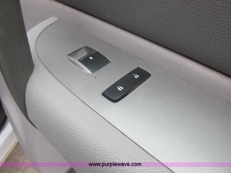 image for item L4237 2008 Chevrolet Silverado 1500 Ext. Cab pickup truck