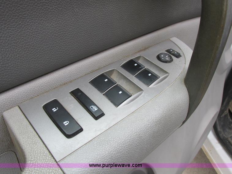 image for item L4237 2008 Chevrolet Silverado 1500 Ext. Cab pickup truck