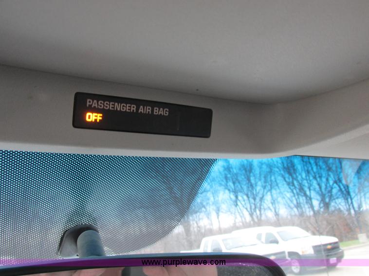 image for item L4237 2008 Chevrolet Silverado 1500 Ext. Cab pickup truck