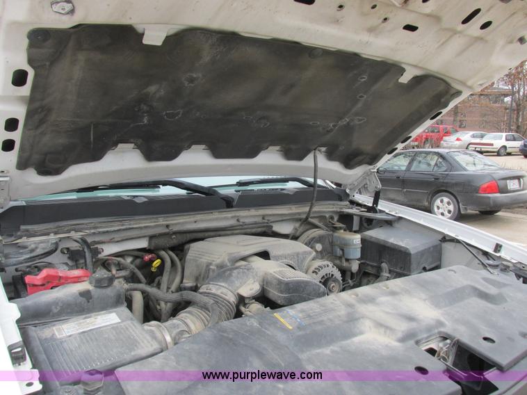 image for item L4237 2008 Chevrolet Silverado 1500 Ext. Cab pickup truck