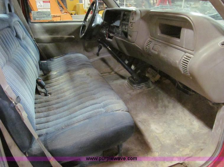 image for item L5511 1997 Chevrolet Cheyenne 3500 pickup truck