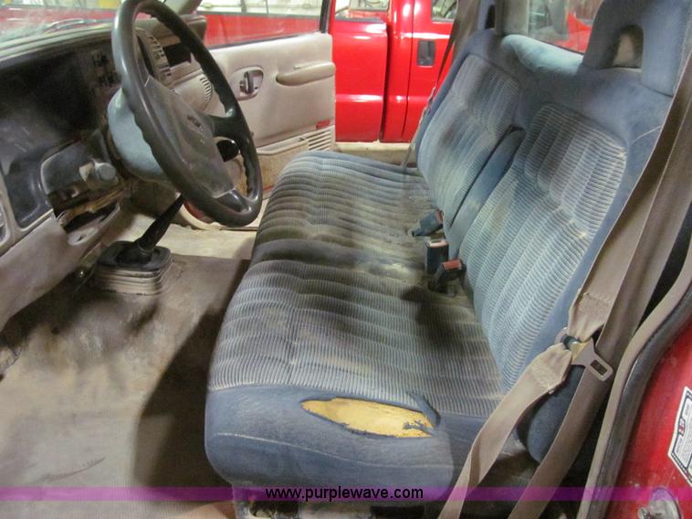 image for item L5511 1997 Chevrolet Cheyenne 3500 pickup truck