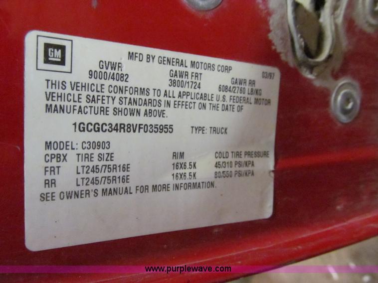 image for item L5511 1997 Chevrolet Cheyenne 3500 pickup truck