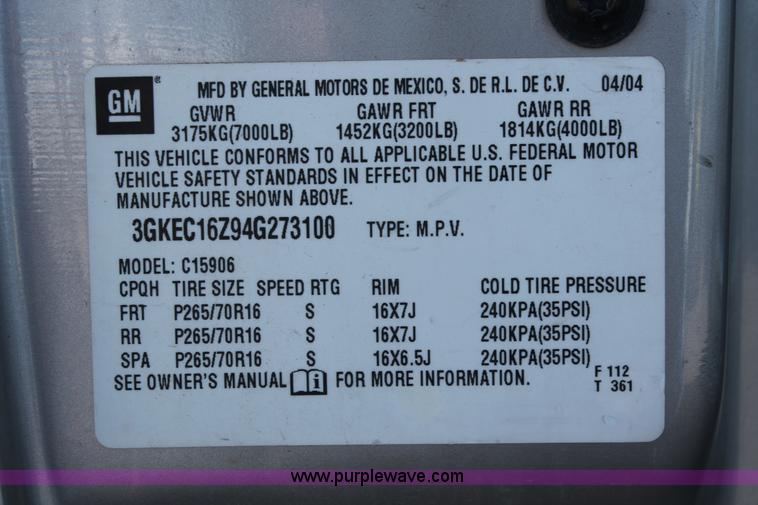 image for item L6754 2004 GMC Yukon XL 1500 SUV