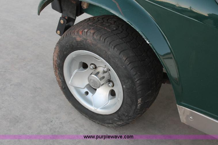 image for item L6760 2007 Ruff&tuff golf cart