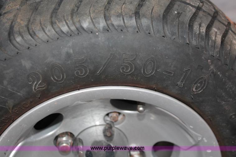 image for item L6760 2007 Ruff&tuff golf cart