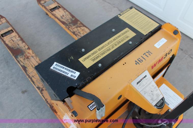 image for item L6761 Multiton WM30 electric pallet jack