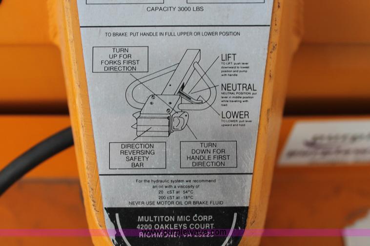 image for item L6761 Multiton WM30 electric pallet jack