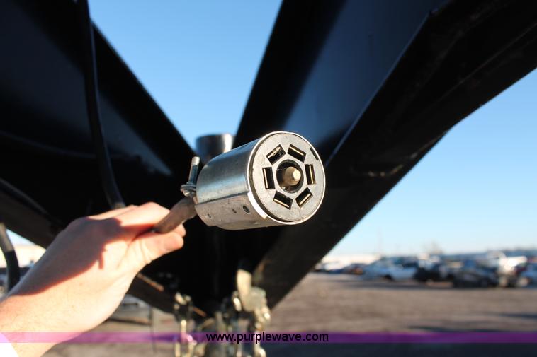 image for item L6763 2009 CM equipment trailer