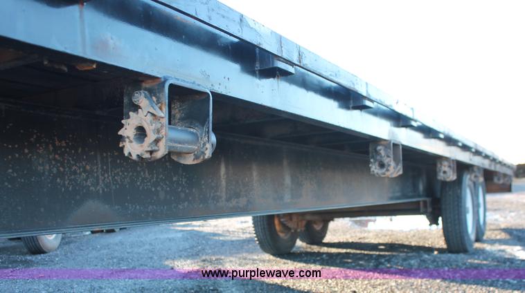 image for item L6763 2009 CM equipment trailer