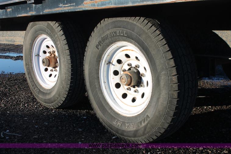 image for item L6763 2009 CM equipment trailer