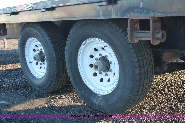 image for item L6763 2009 CM equipment trailer