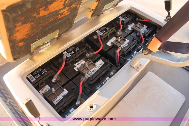 image for item L6764 2009 Star EV BN48-04 electric vehicle cart