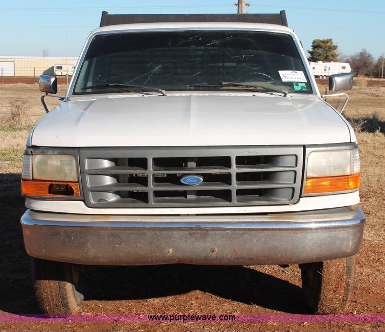 image for item L6766 1996 Ford F250 HD XL pickup truck