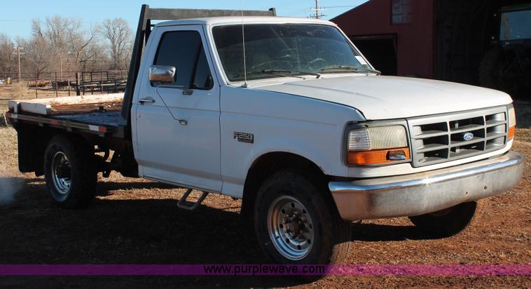 image for item L6766 1996 Ford F250 HD XL pickup truck