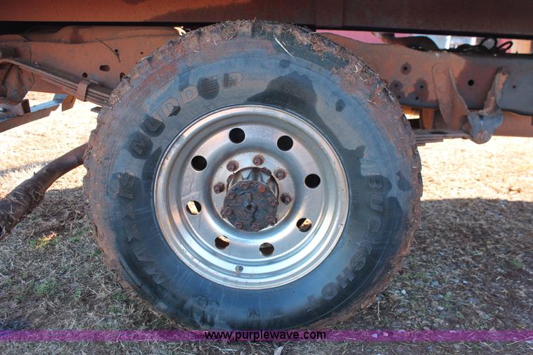 image for item L6766 1996 Ford F250 HD XL pickup truck