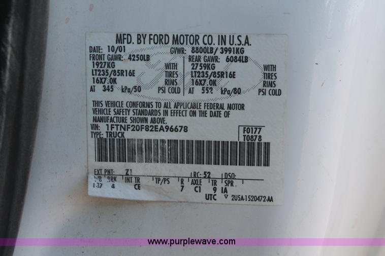 image for item L6774 2002 Ford F250 Super Duty XL pickup truck