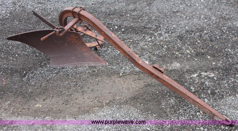 image for item L6777 1942 Allis Chalmers C tractor