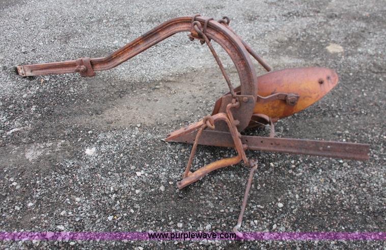 image for item L6777 1942 Allis Chalmers C tractor