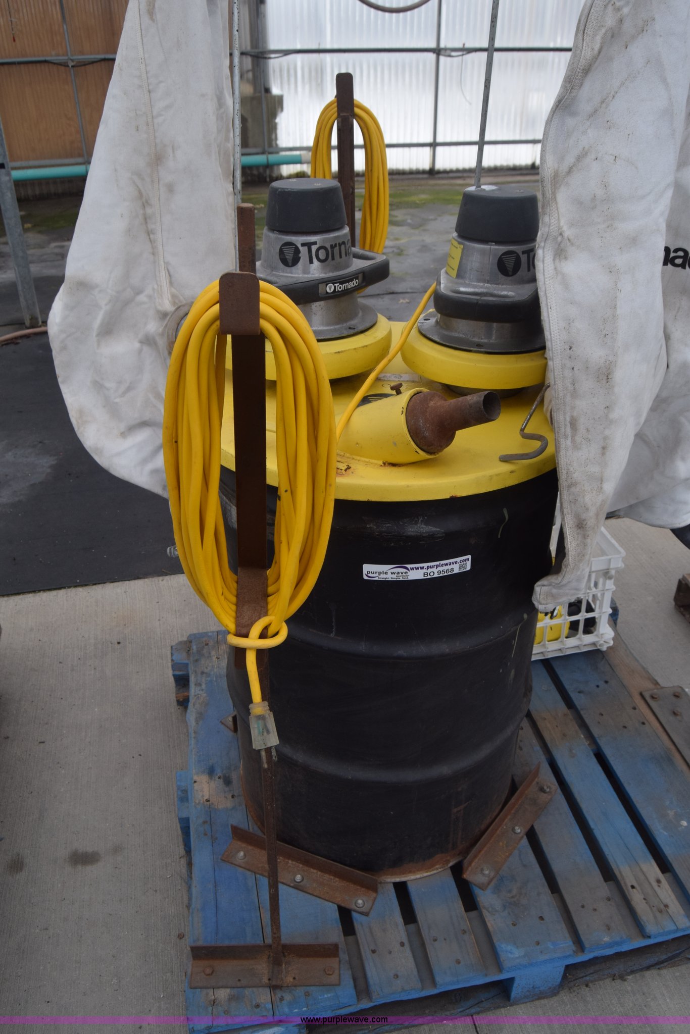 Tornado Jumbo vacuum system in Belton, MO Item BO9568 sold Purple Wave