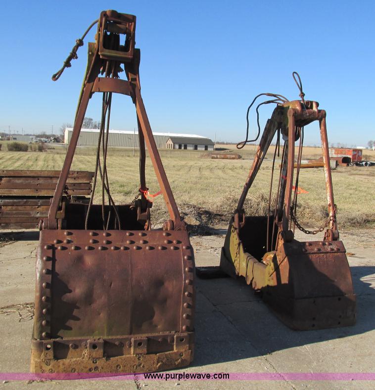 image for item BG9169 (2) clam shell buckets