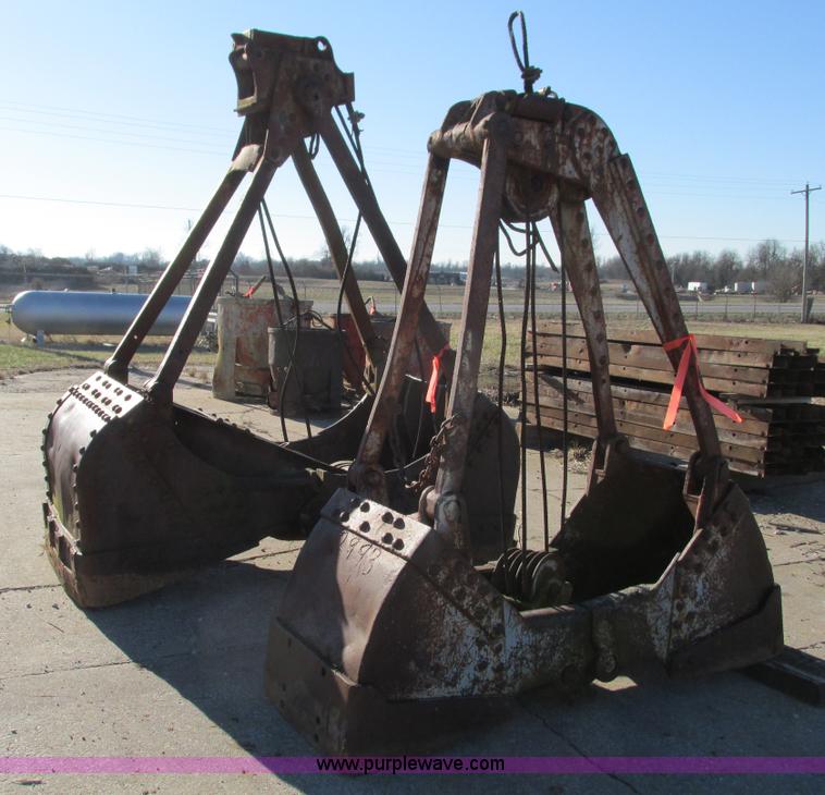 image for item BG9169 (2) clam shell buckets