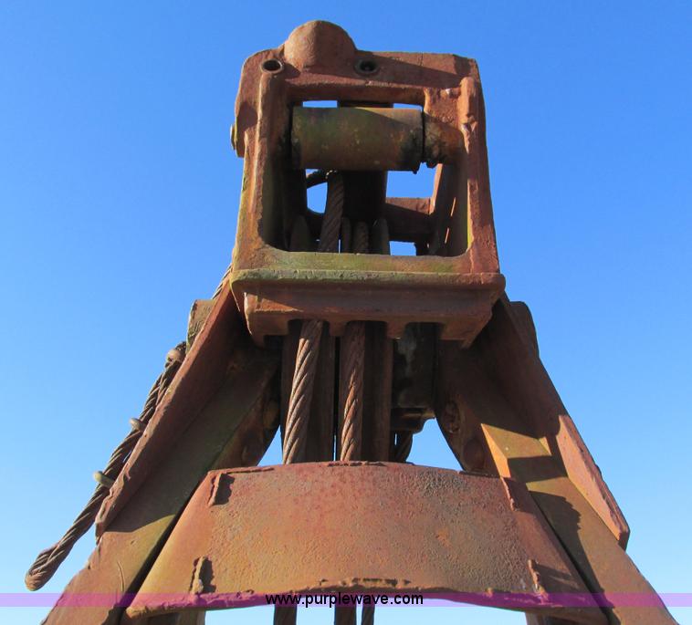 image for item BG9169 (2) clam shell buckets