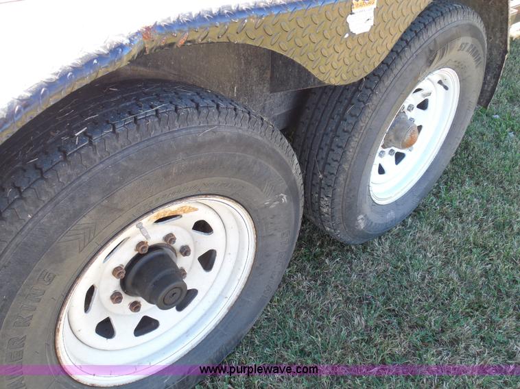 image for item BH9454 2009 Maclander 20TFHWB utility trailer