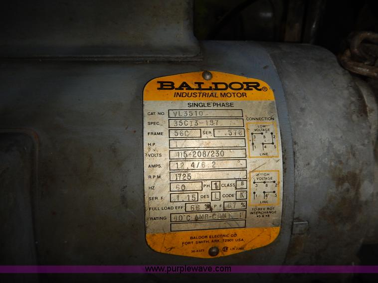 image for item BN9051 (16) assorted hydraulic jacks