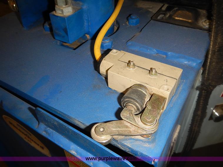 image for item BN9052 2009 Vestil HPC-400 five gallon bucket compactor