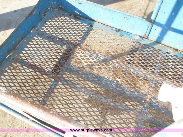 image for item H1037 2002 Genie Z60/34 boom lift