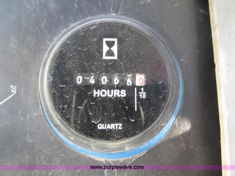 image for item H1037 2002 Genie Z60/34 boom lift