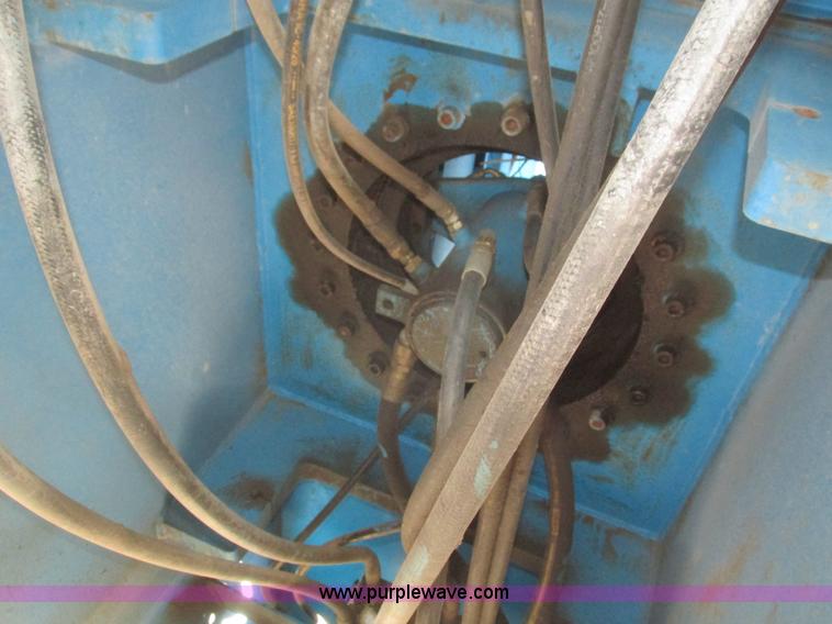 image for item H1037 2002 Genie Z60/34 boom lift