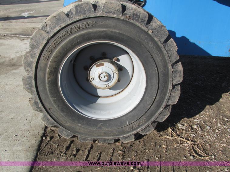 image for item H1037 2002 Genie Z60/34 boom lift