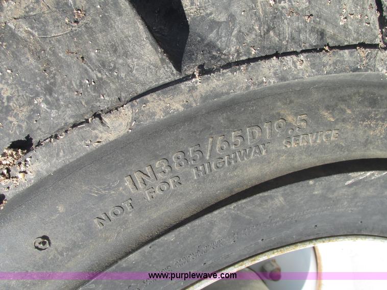 image for item H1037 2002 Genie Z60/34 boom lift