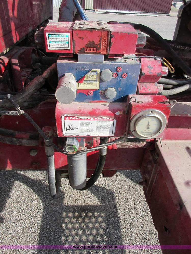 image for item I1754 1997 Ford LT9000 mixer truck