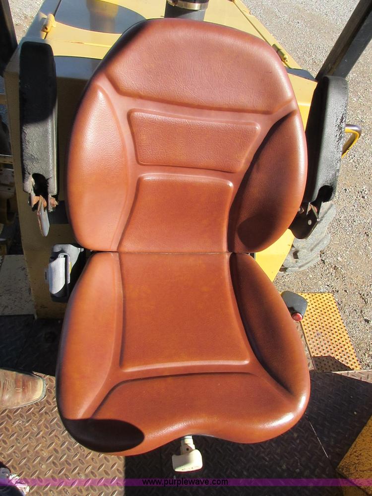 image for item I1755 2001 John Deere 488E rough terrain forklift