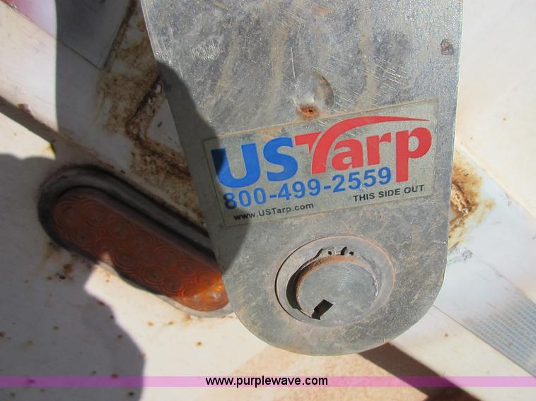 image for item I1756 2004 CTS BDT-40 bottom dump trailer