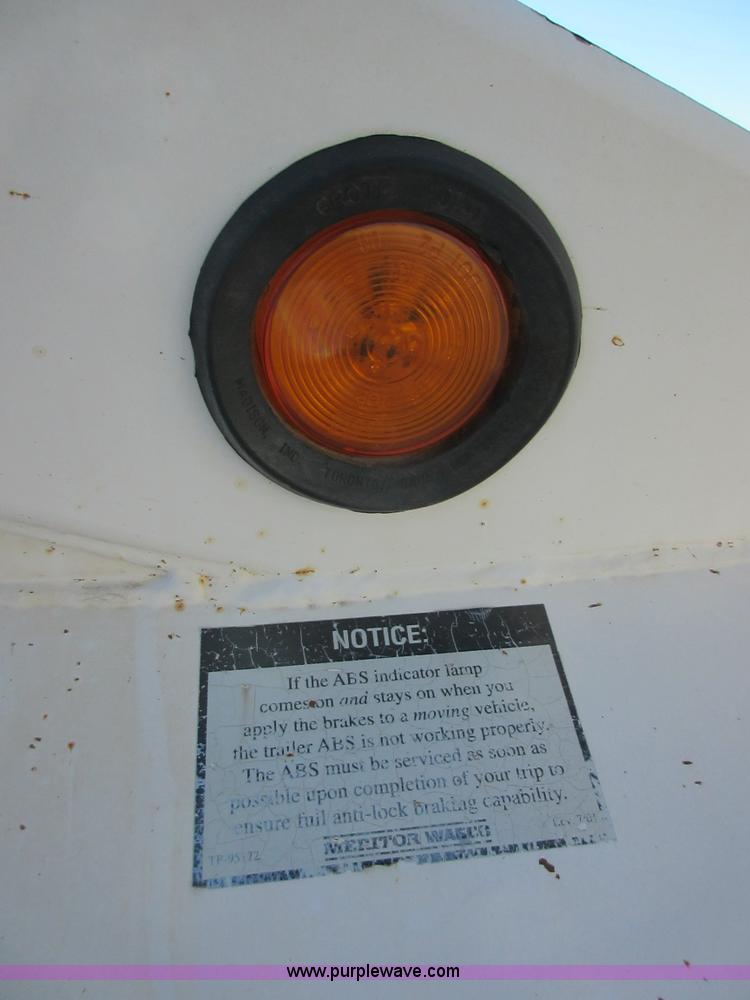 image for item I1757 2008 CTS BDT-40 bottom dump trailer