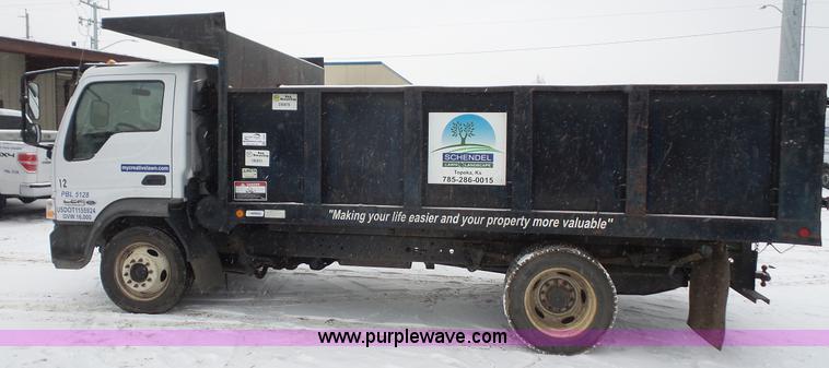 image for item I2299 2006 Ford LCF dump truck