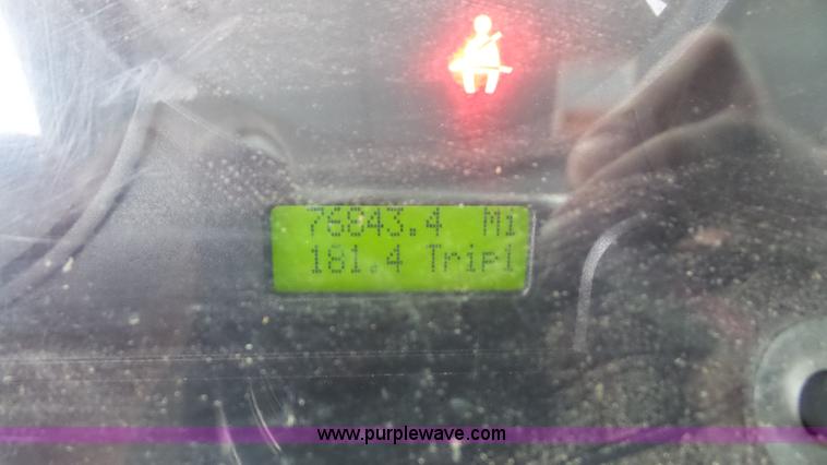 image for item I2299 2006 Ford LCF dump truck